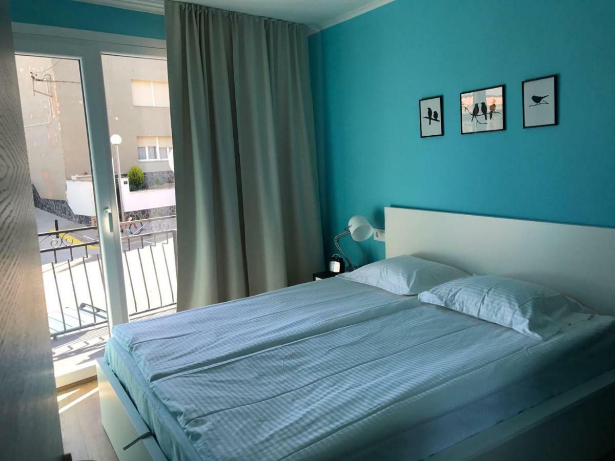 Appartement La Vela Blanca à Roses Extérieur photo